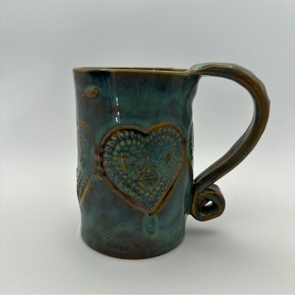 Dream Hand Made Green Glaze Golden Accents Ceramic Mug - Picture 2 of 6